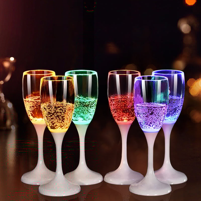 Glas för vin och champagne med LED-belysning