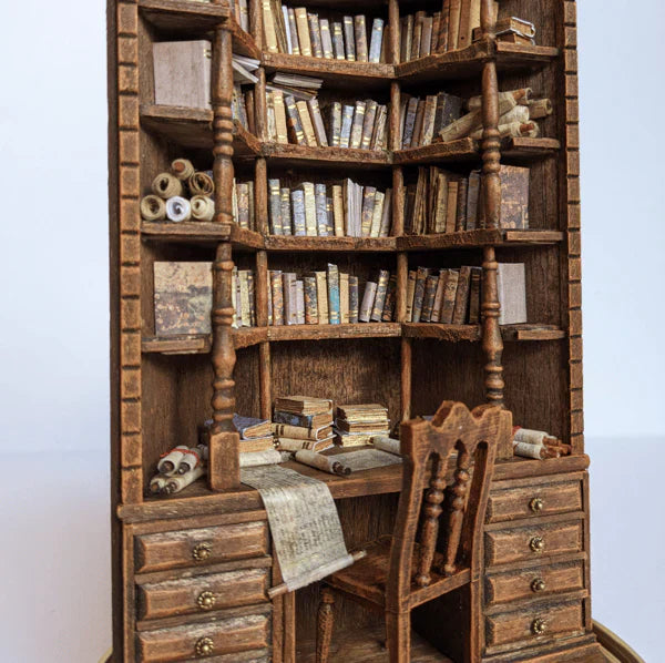 Miniatyrbiblioteket “The Bay Library”