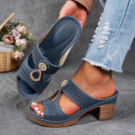 Snygga ortopediska sandaler