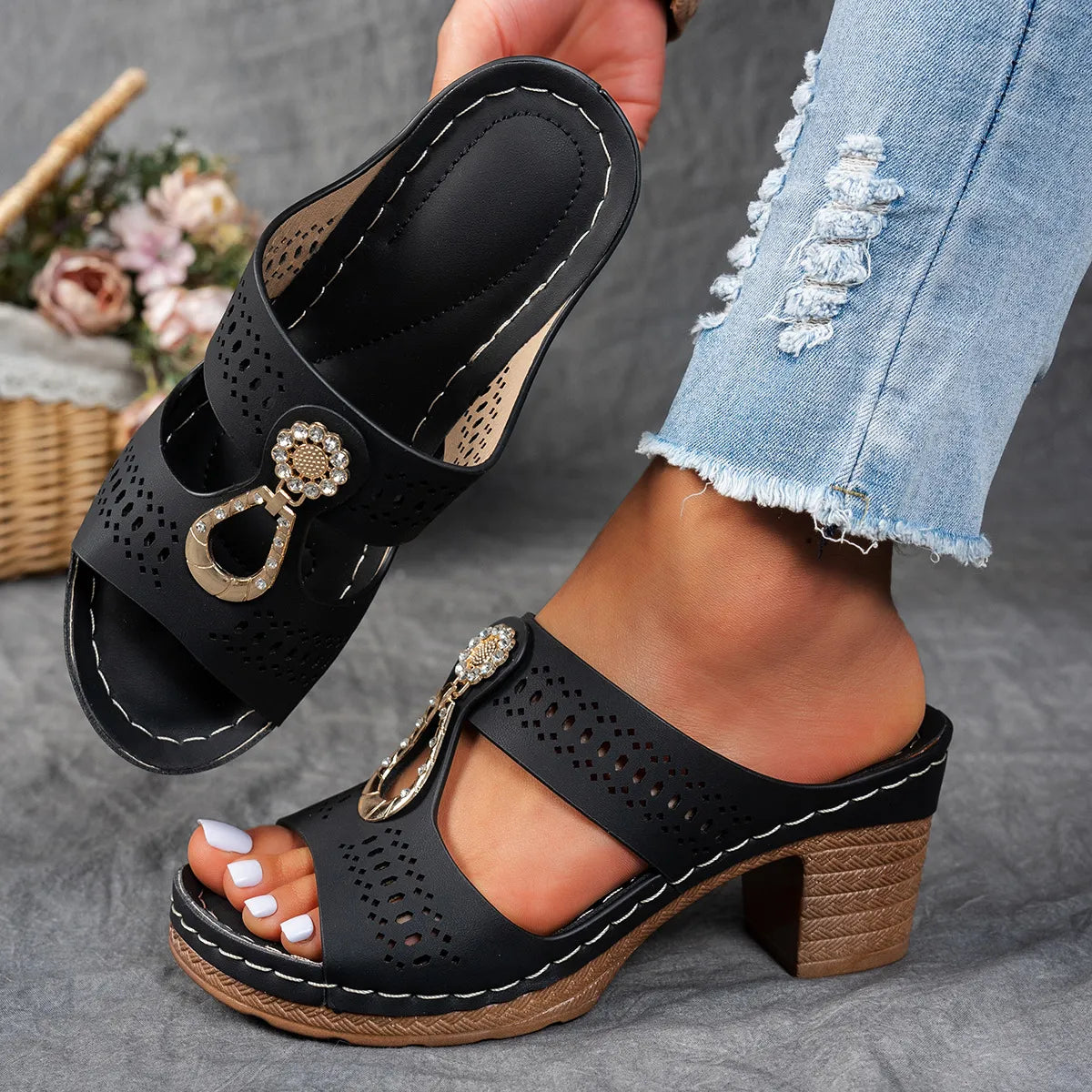 Snygga ortopediska sandaler