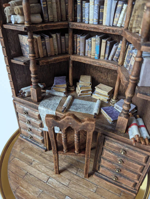 Miniatyrbiblioteket “The Bay Library”