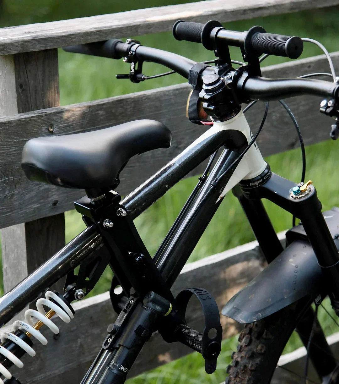 Frontmonterad barnstol för cykel