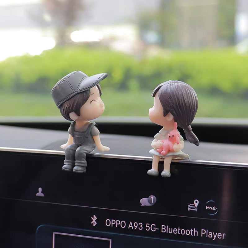 Happy Couple Dolls