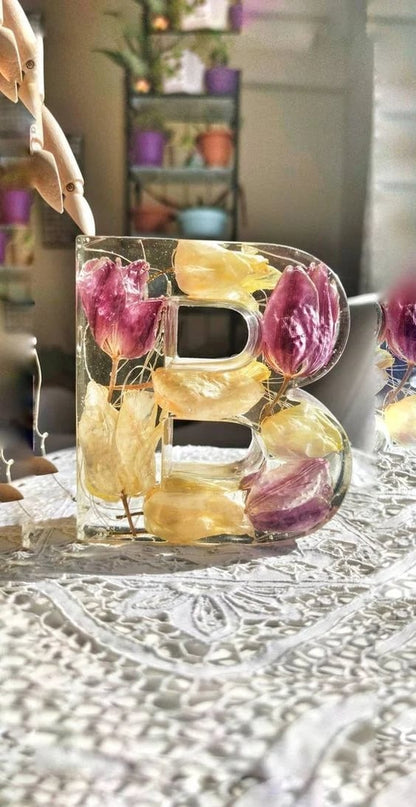 🎁Handgjorda blomsterbokstäver med LED