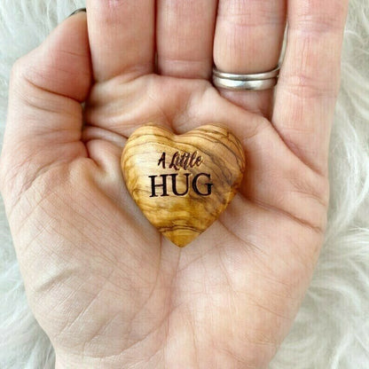 "A little hug" - En fin present i fickformat