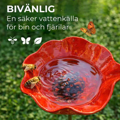 Handgjort fågelbad med form av en blomma