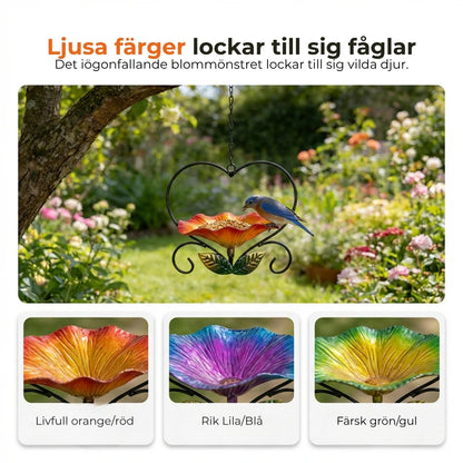 Hängande fågelmatare med blommönster