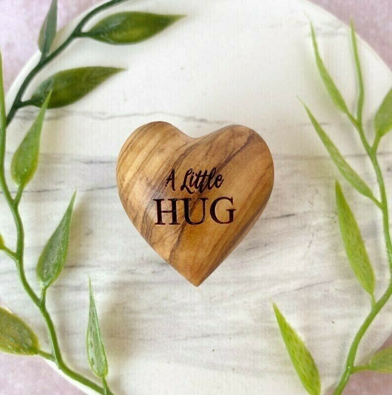 "A little hug" - En fin present i fickformat