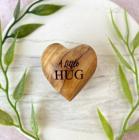 "A little hug" - En fin present i fickformat