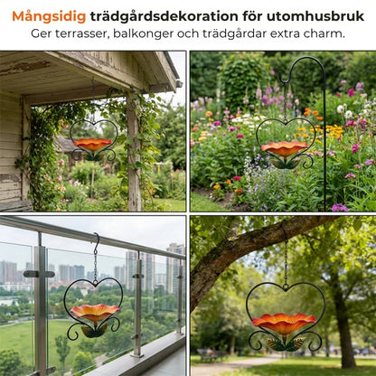 Hängande fågelmatare med blommönster