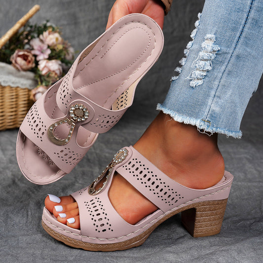 Snygga ortopediska sandaler
