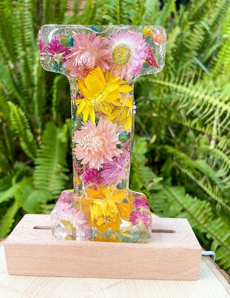 🎁Handgjorda blomsterbokstäver med LED