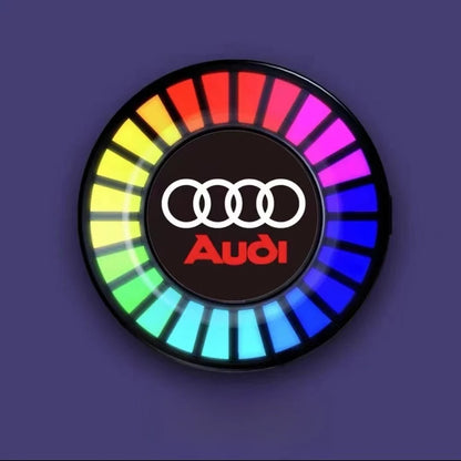 LED-billampa som Följer Musiken (med aromaspray)