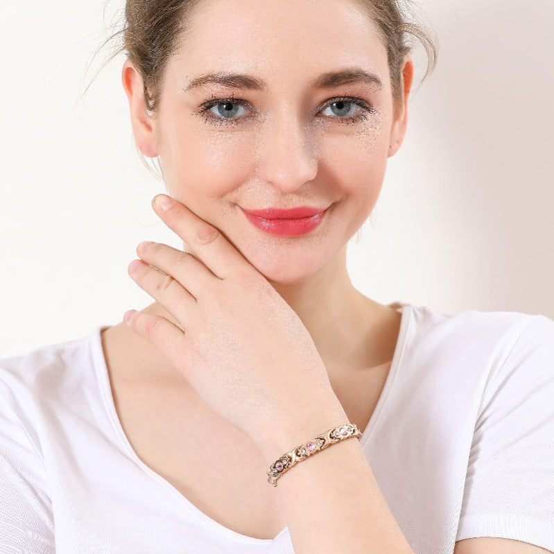 Magnetarmband i roséguld