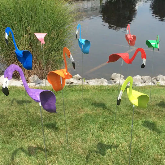 🦩En vacker FLAMINGO för trädgården